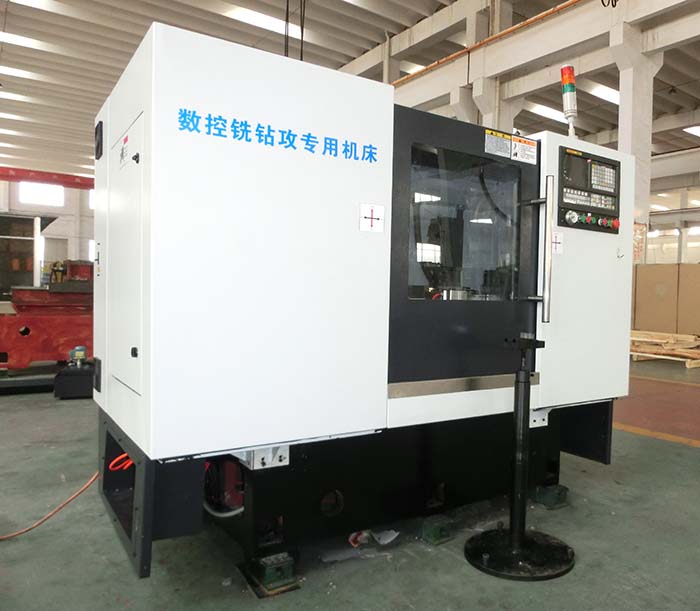 ZY-50數(shu)控銑鑽攻專(zhuan)用機床實物(wu)圖