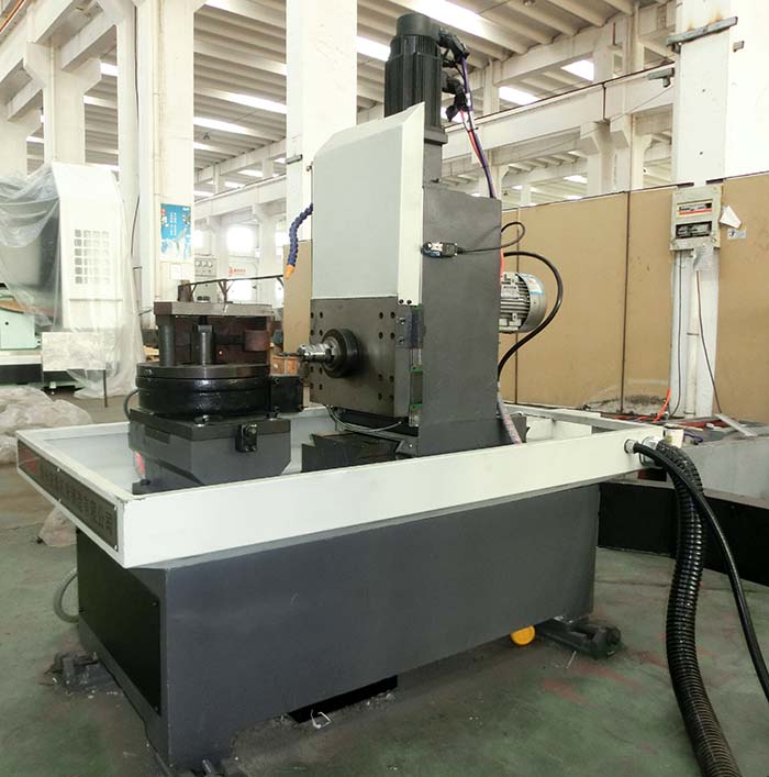 馬(mǎ)蹄鐵專用機(jī)床側面圖