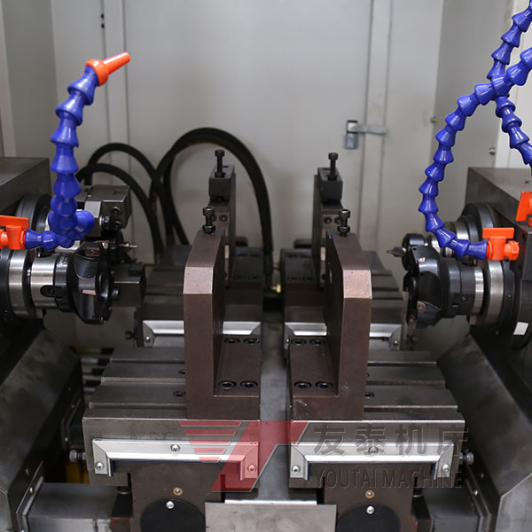 ZK8206銑(xi)端面打(da)中心孔(kǒng)機床